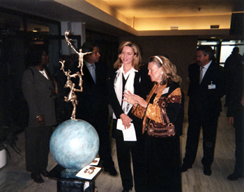 'Dance of Peace', Mimi with Queen Noor